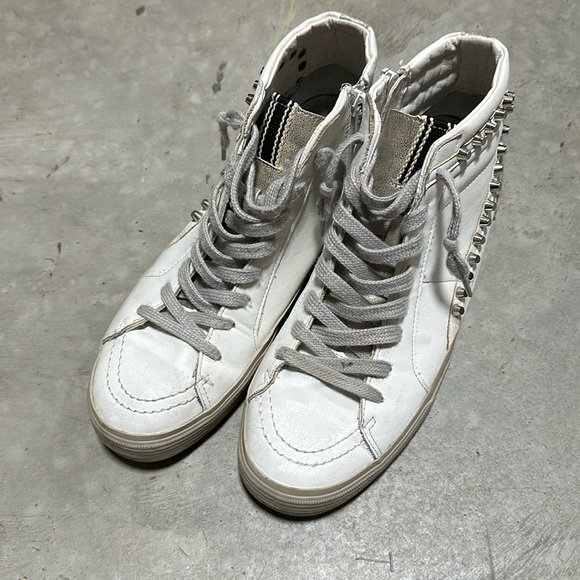Riri Sneaker shu shop - Silver Distressed zips on side of shoe /Size 9 /Box 4-21 - Picture 2 of 9